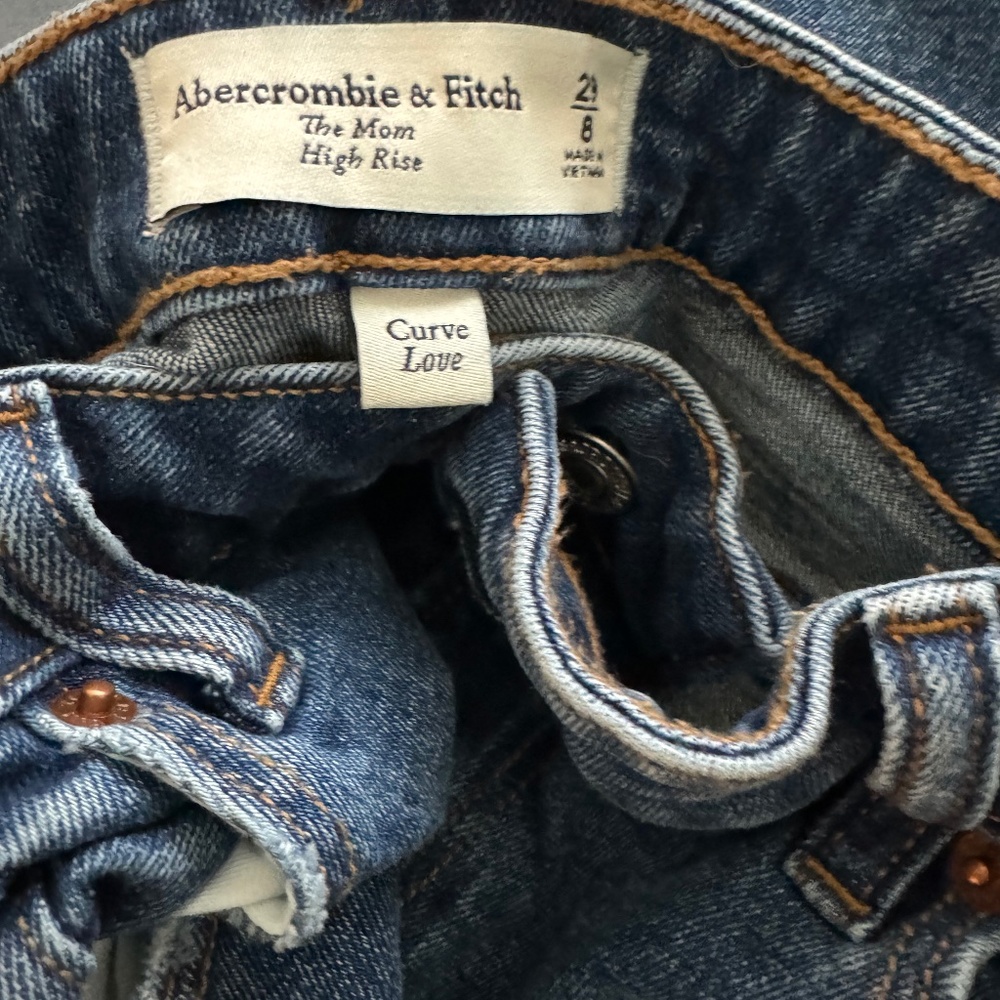 Abercrombie Curve Mom Jeans Size 29